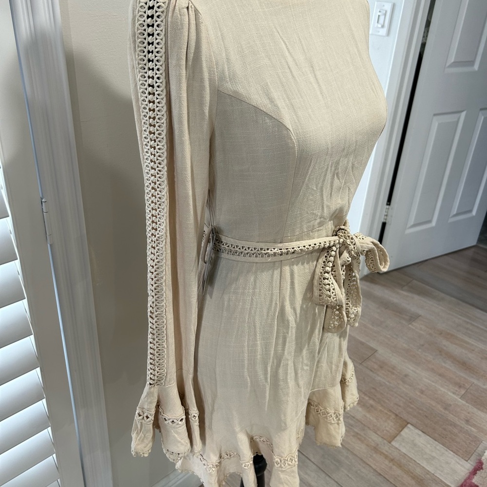 BOUTIQUE - Picture 2 of 4